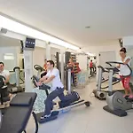 Hotel Leoni 3*