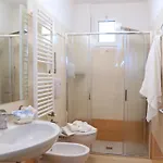 Hotel Leoni